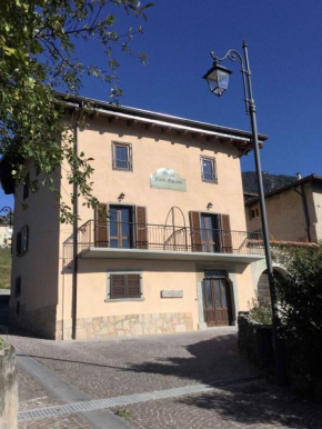 Apartments in Tremosine/Gardasee 33428 Tremosine